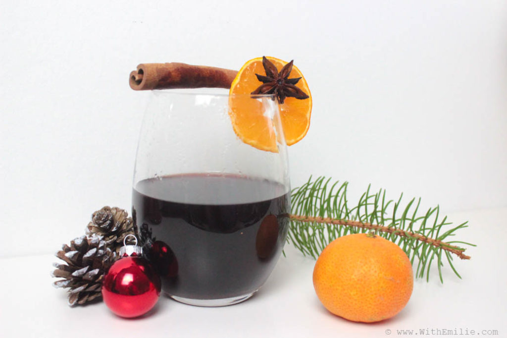 Vin chaud traditionnel comme en Alsace - Recette par Grignotine