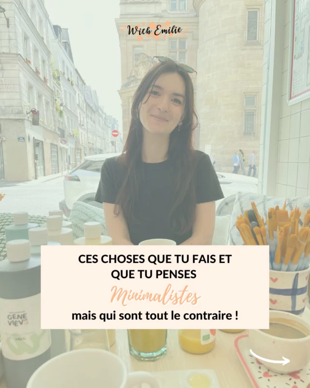 Pendant longtemps, je croyais bien faire 🫣
Je me disais : “C’est blanc et épuré, donc c’est minimaliste”, “C’est en promo, donc j’économise”, “C’est de seconde main, donc c’est éthique”.
Mais à force d’accumuler des boîtes, de stocker des objets “au cas où” et de suivre 100 comptes qui prêchaient chacun leur vision du minimalisme… j’étais surtout en train de me perdre.
❌ Parce que le vrai minimalisme, ce n’est pas une esthétique.
❌ Ce n’est pas non plus une façon de mieux consommer.
❌ C’est une façon de moins consommer, de se recentrer, de retrouver du vide et de la clarté dans sa vie.
Et parfois, ça commence par réaliser qu’on s’est laissée piéger par une fausse bonne idée 🤷🏻‍♀️
As-tu d’autres exemples que j’ai pu oublier ? 
Partage les moi en commentaire 👇🏻
________________________________
🙋🏻‍♀️ Hello, moi c’est Emilie
Et je suis Coach Simplicité ✨🌿
-
🎙Mon podcast : Une vie plus simple
🗓️ Atelier & planner « J'organise mon année minimaliste »
💻 Programme en ligne : La Méthode SIMPLE
📙 Ebook de recettes « Réaliser soi-même tous ses produits du quotidien »
🔗 RDV sur mon profil 👉🏻 @with_emilie
_____________________________
#vieplussimple #minimalisme #consommationconsciente #désencombrement #frugalitémoderne #méthodesimple #minimalismepasparfait #quotidienréaliste