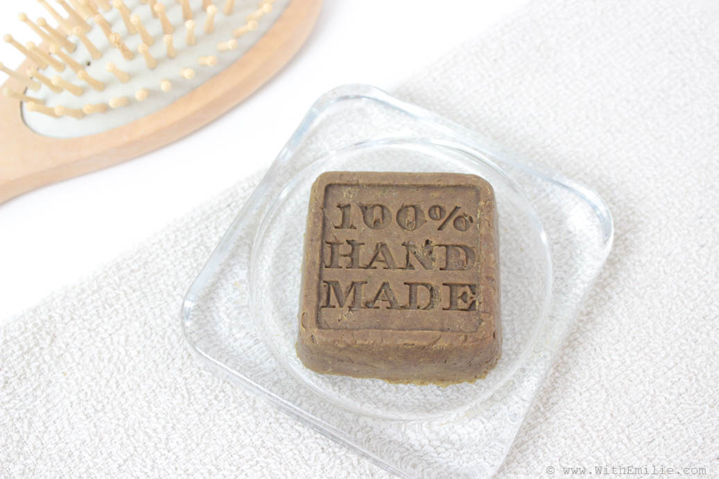 Recette de shampoing-soin solide fait maison au henné neutre 