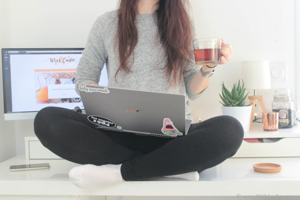 Mes-10-conseils-pour-bien-vivre-le-télétravail-WithEmilieBlog1